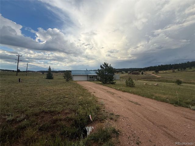 17 Garfield Circle, Florissant, CO 80816