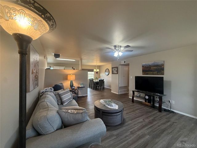 17 Garfield Circle, Florissant, CO 80816
