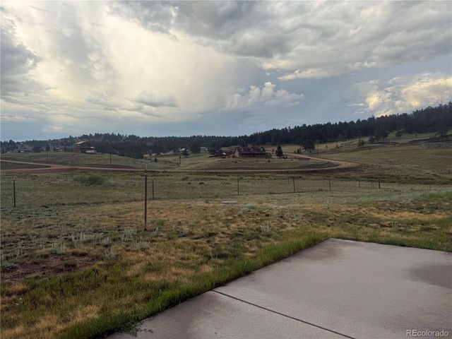 17 Garfield Circle, Florissant, CO 80816