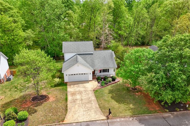 111 Brooke Lee Circle, Taylors, SC 29687