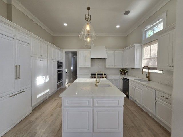 4521 W Cove Court, Malakoff, TX 75148