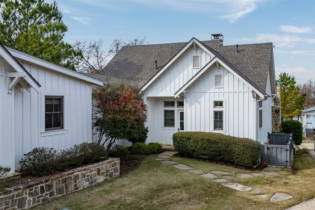 4521 W Cove Court, Malakoff, TX 75148