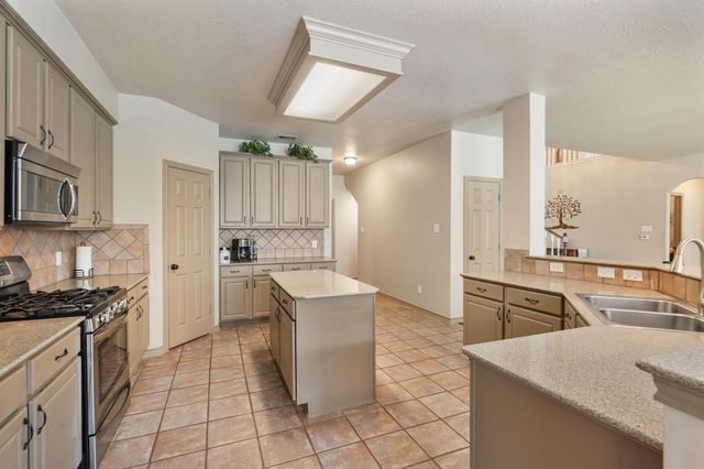 2911 Mossy Log Court, Houston, TX 77084