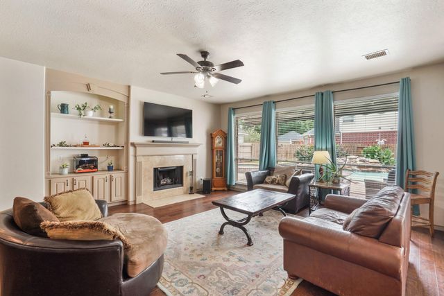 2911 Mossy Log Court, Houston, TX 77084