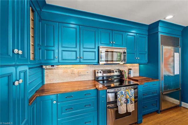 321 Indera Mills Court, Winston-salem, NC 27101