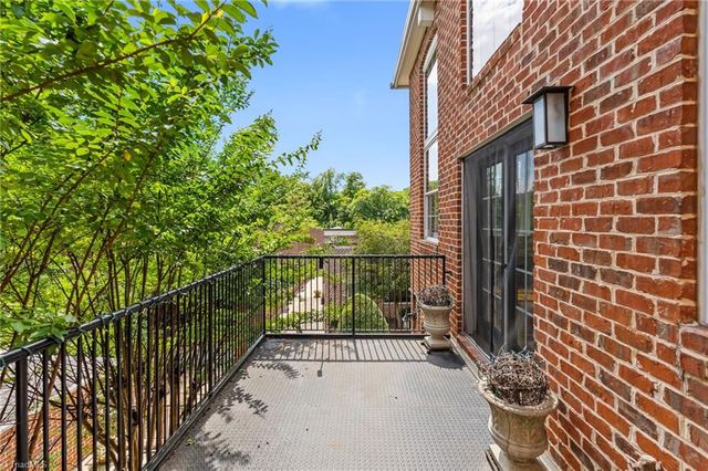 321 Indera Mills Court, Winston-salem, NC 27101