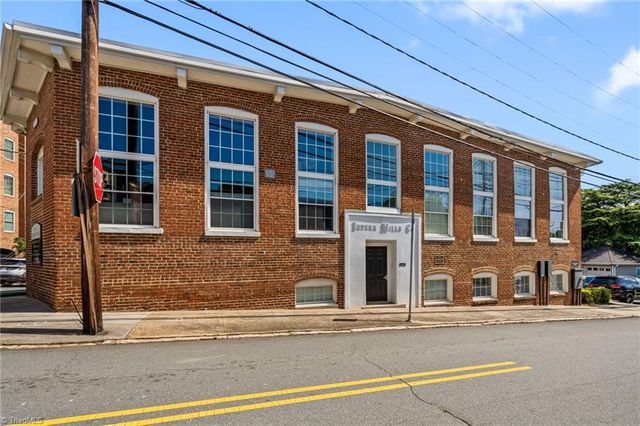 321 Indera Mills Court, Winston-salem, NC 27101