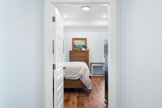 10111 Crookedhorn Ct, Bell Buckle, TN 37020