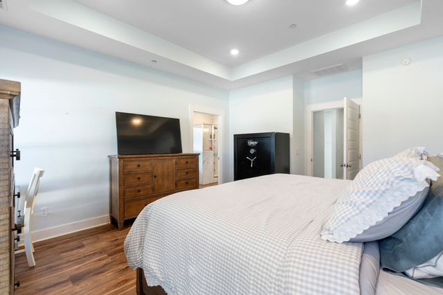 10111 Crookedhorn Ct, Bell Buckle, TN 37020