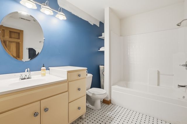 3551 S State Street, Crete, IL 60417