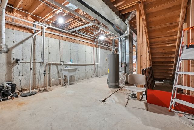 3551 S State Street, Crete, IL 60417