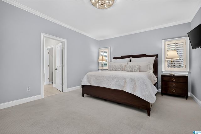 922 CALEDONIAN WAY, Vestavia Hills, AL 35242