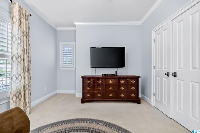 922 CALEDONIAN WAY, Vestavia Hills, AL 35242
