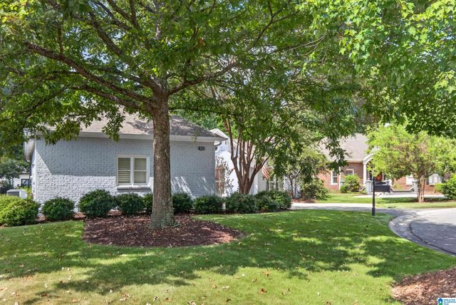 922 CALEDONIAN WAY, Vestavia Hills, AL 35242