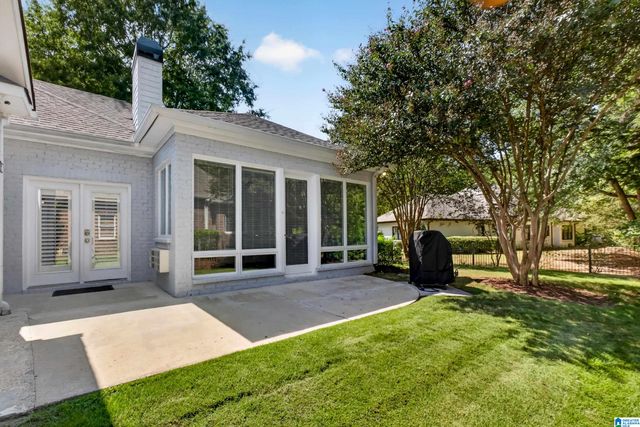 922 CALEDONIAN WAY, Vestavia Hills, AL 35242