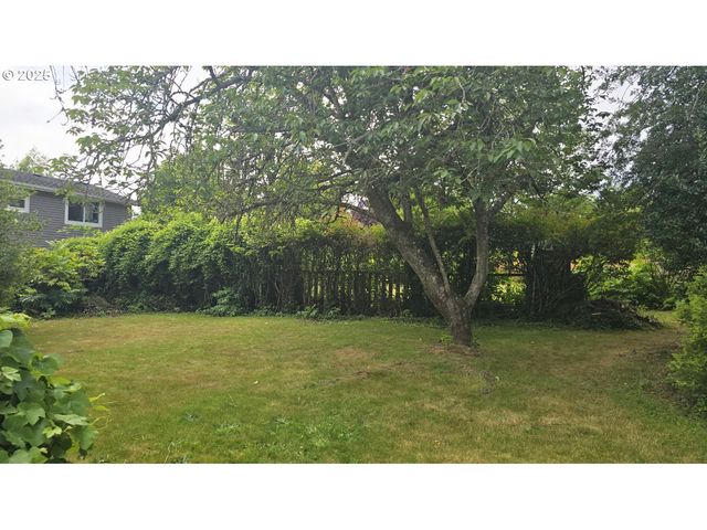 19520 Sw KINNAMAN Rd, Beaverton, OR 97078