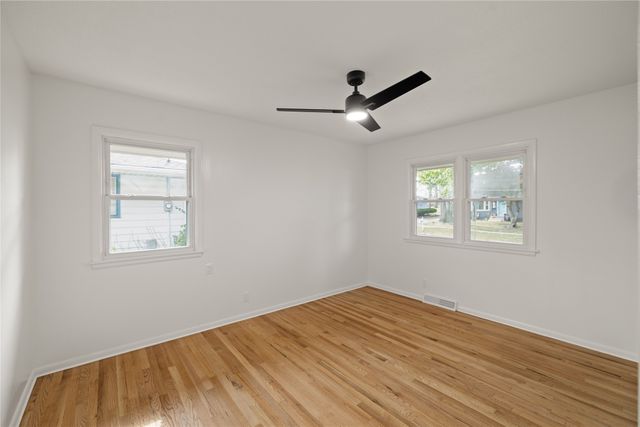 104 S J Street, Indianola, IA 50125