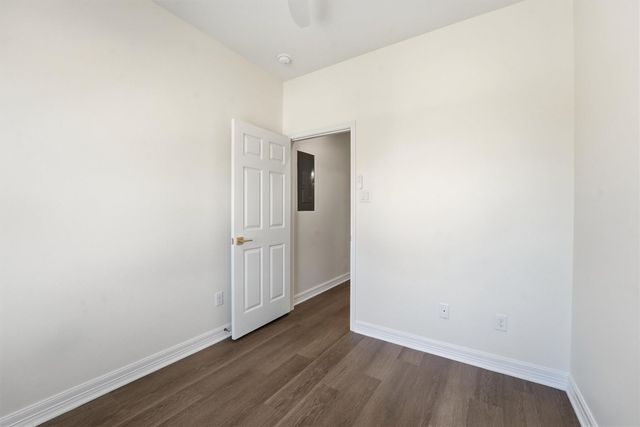 2005 Sealy Street B, Galveston, TX 77550
