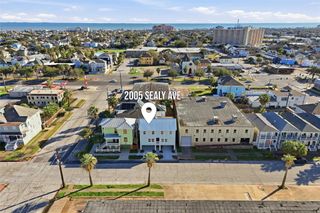 2005 Sealy Street B, Galveston, TX 77550
