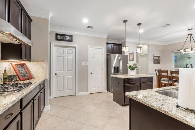 6202 Circle Back Road, Baytown, TX 77523