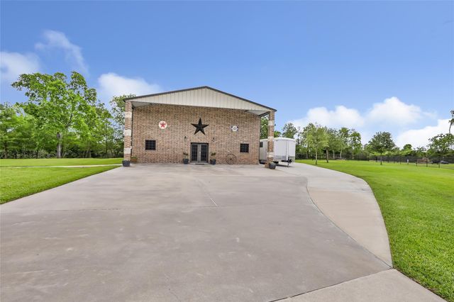 6202 Circle Back Road, Baytown, TX 77523
