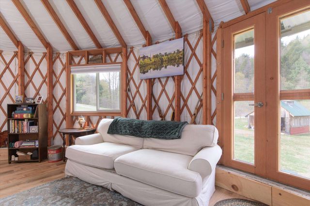 757 Weatherhead Hollow Road, Guilford, VT 05301