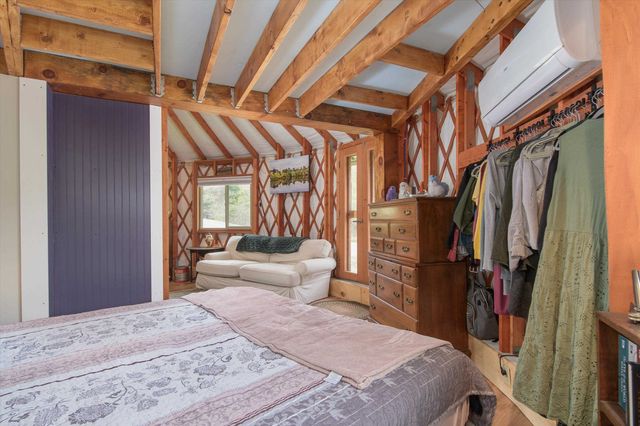 757 Weatherhead Hollow Road, Guilford, VT 05301