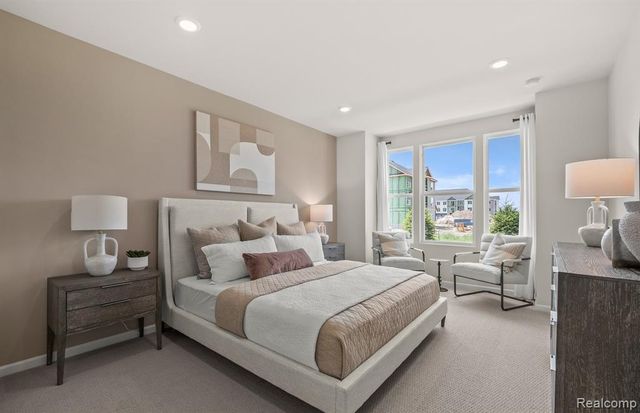 55805 Oak Pointe Drive, Shelby, MI 48315