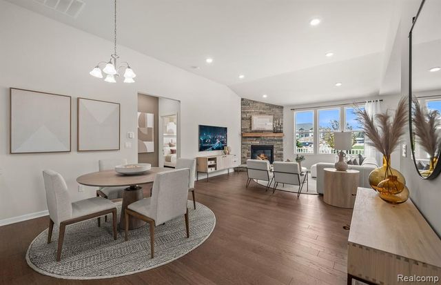 55805 Oak Pointe Drive, Shelby, MI 48315