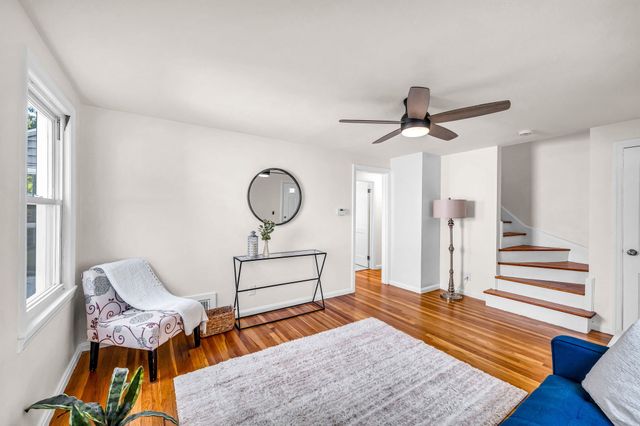 23 Schley St, Springfield, MA 01109