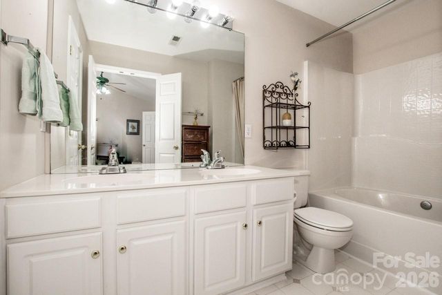 3233 Mannington Drive, Charlotte, NC 28270