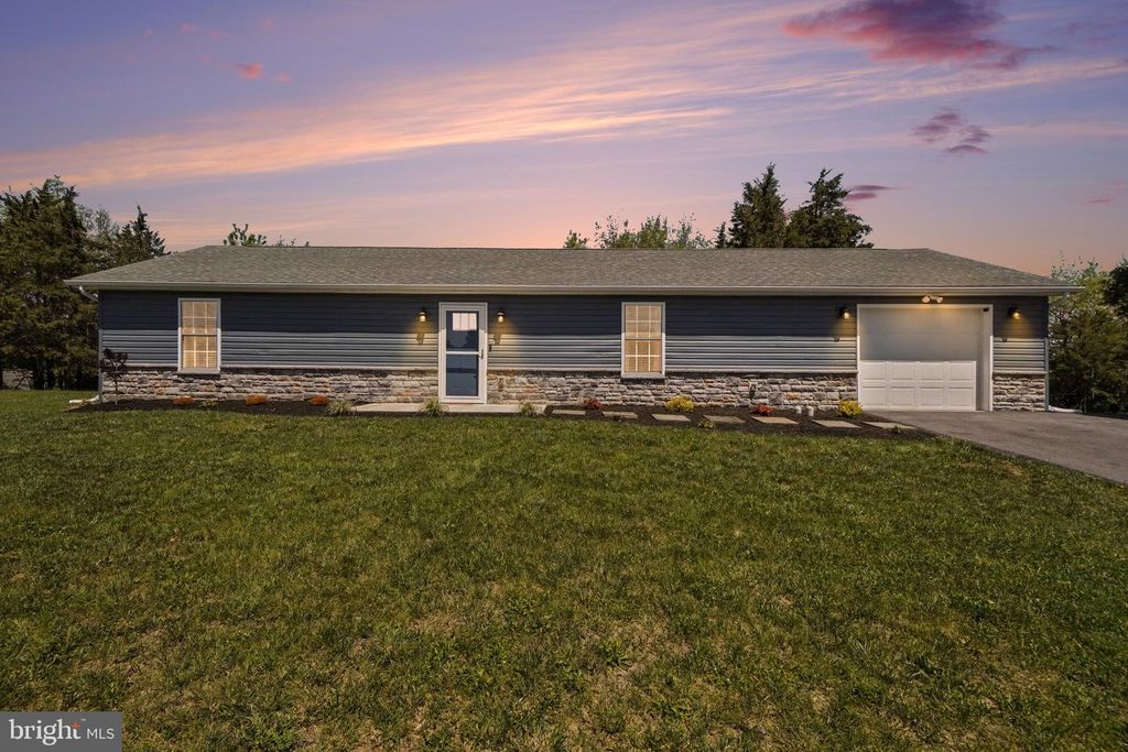 4313 PERCY AVENUE, Chambersburg, PA 17202