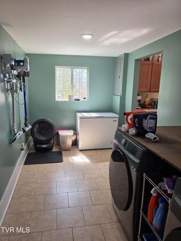 2416 Nathan Street, Kingsport, TN 37664