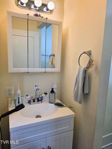 2416 Nathan Street, Kingsport, TN 37664