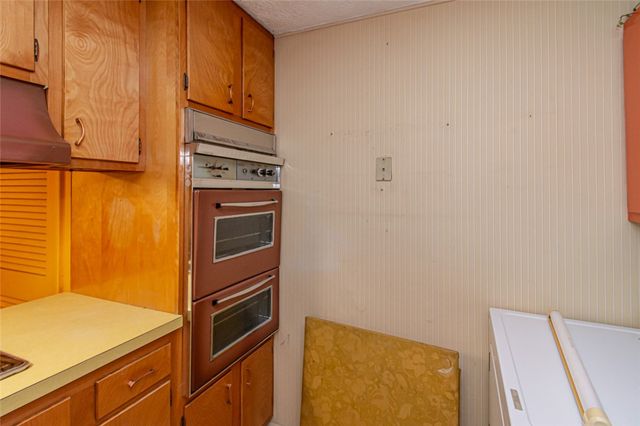 4817 Nelapark Drive, Dayton, OH 45424