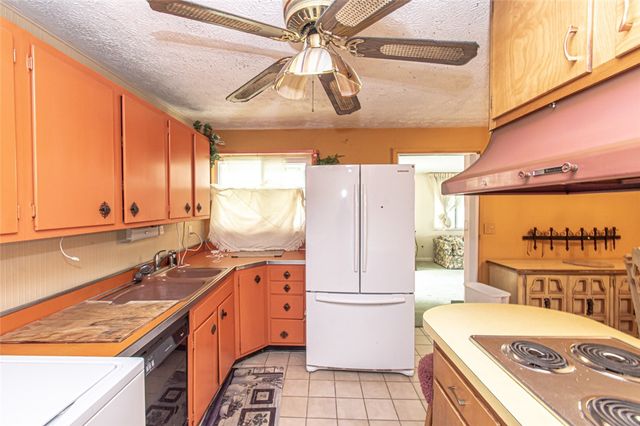 4817 Nelapark Drive, Dayton, OH 45424