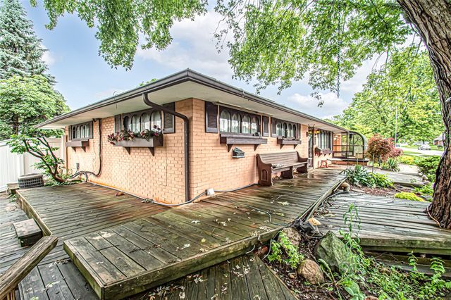 4817 Nelapark Drive, Dayton, OH 45424