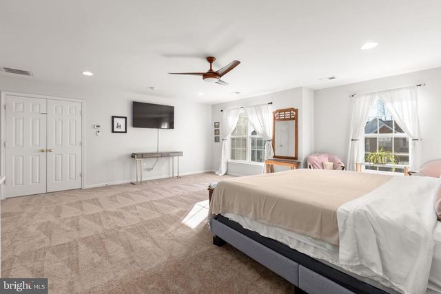 9316 LAUREL OAK DR, Fredericksburg, VA 22407