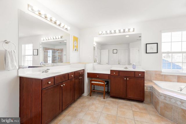 9316 LAUREL OAK DR, Fredericksburg, VA 22407