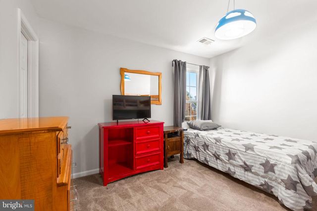 9316 LAUREL OAK DR, Fredericksburg, VA 22407