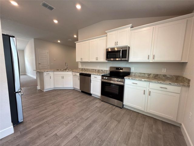 199 NW 45TH LOOP, Ocala, FL 34475