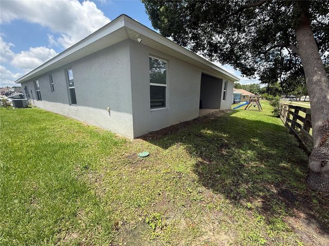 199 NW 45TH LOOP, Ocala, FL 34475