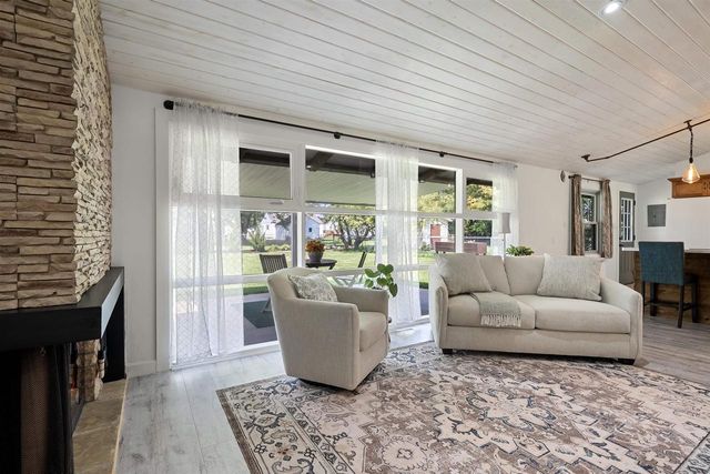 818 GROSS AVENUE, Green Bay, WI 54304