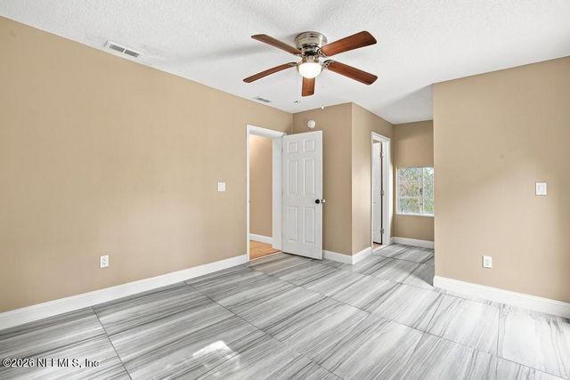 9777 CARBONDALE Drive W, Jacksonville, FL 32208
