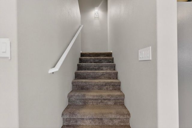 6123 Motherwell Drive SE, Albuquerque, NM 87106