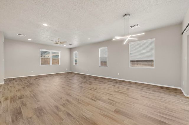 6123 Motherwell Drive SE, Albuquerque, NM 87106