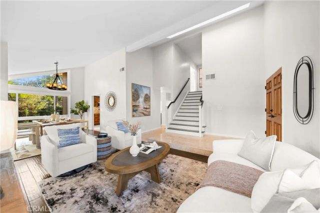 41 Hermosa, Irvine, CA 92620