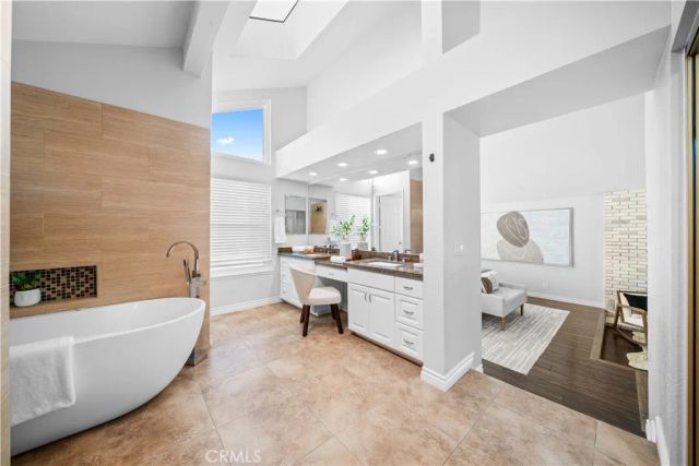 41 Hermosa, Irvine, CA 92620