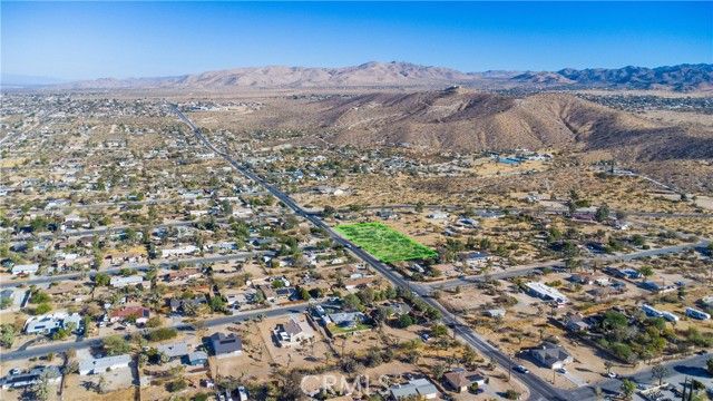 57157 Onaga Trail, Yucca Valley, CA 92284