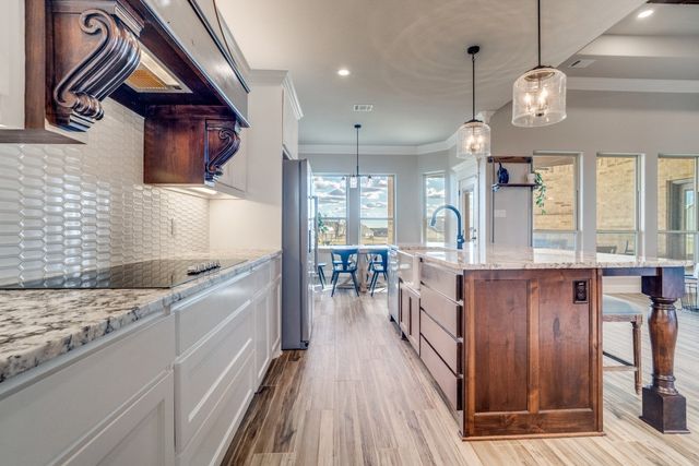 3020 Infinity Drive, Weatherford, TX 76087